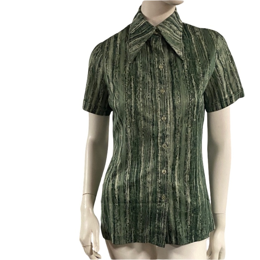 Perception Directions 70s Green Striped Dagger Collar Top
